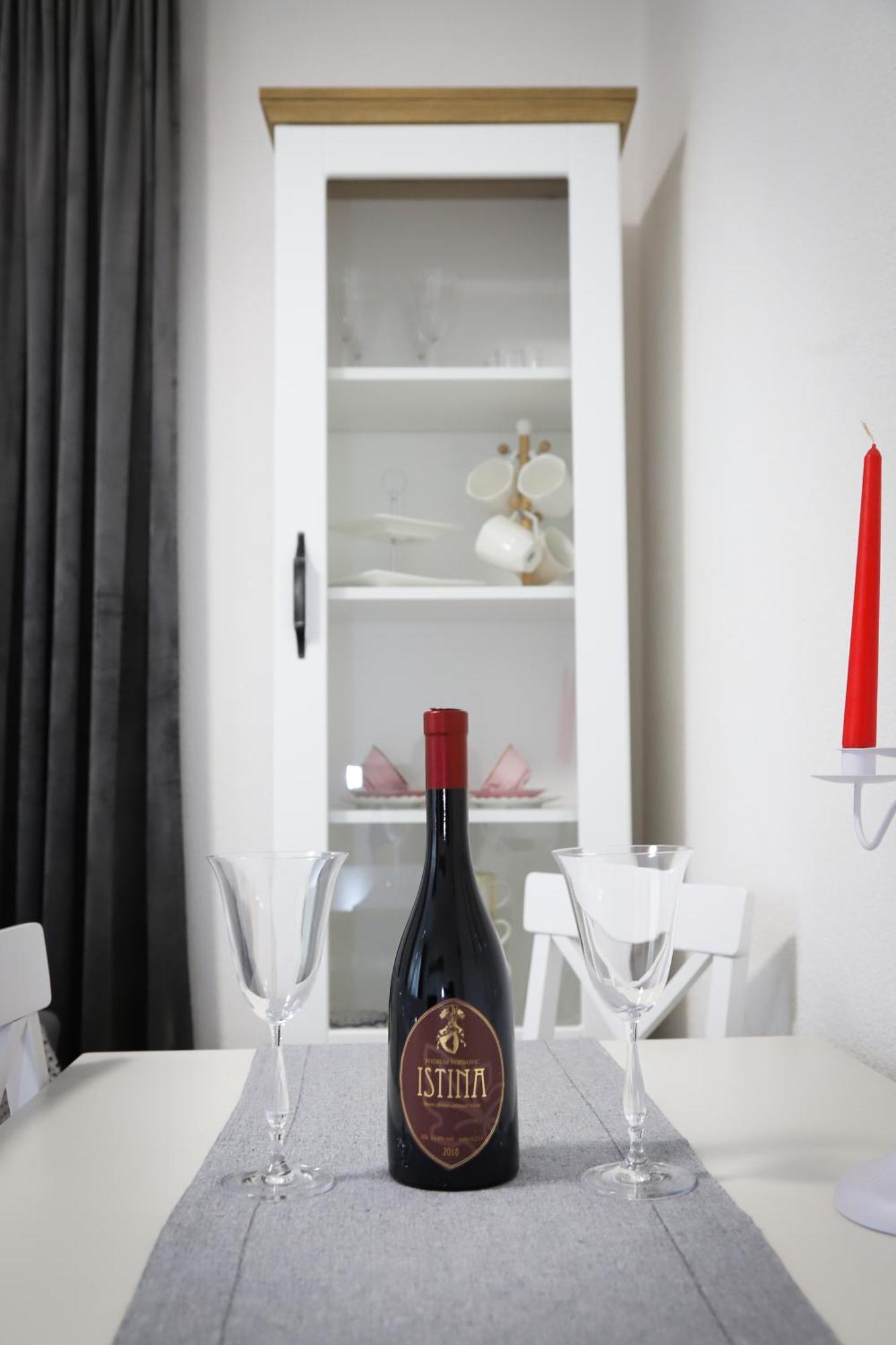 Kuca Jeka Hotell Vrnjačka Banja Exteriör bild