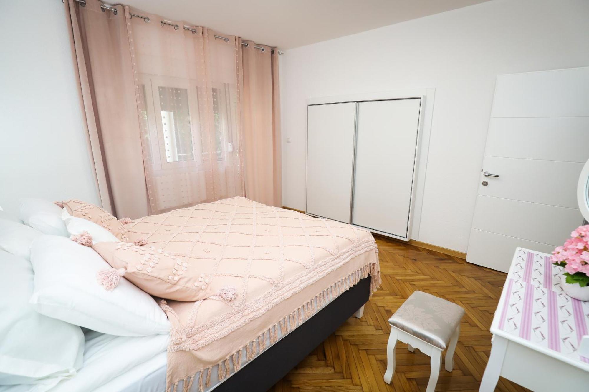 Kuca Jeka Hotell Vrnjačka Banja Exteriör bild